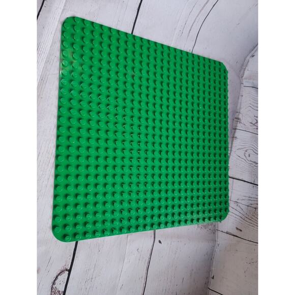 Lego DUPLO Base Plate 15x15 Inches, or 22x22 Studs - Picture 2 of 5